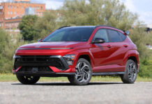Hyundai Kona Ltd Htrac del 2024, un agradable auto para el día a día