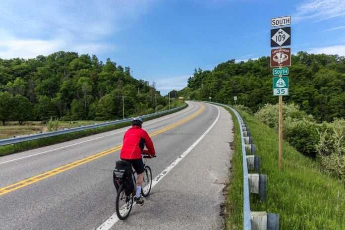 bicycle-route-system-1507753916.jpg