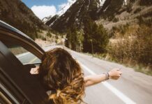 Spotify dio a conocer cuales son las canciones más populares entre los conductores jóvenes y los no tanto