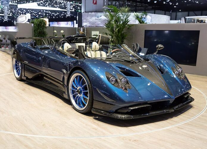 Pagani-Zonda-HP-Barchetta.jpg