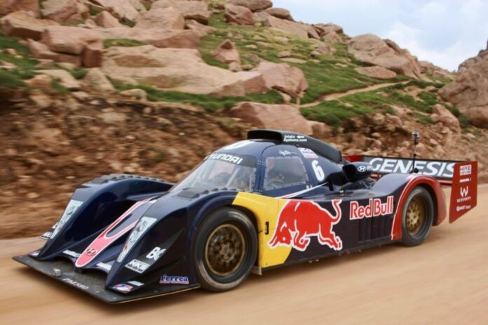 hyundai-returns-to-the-pikes-peak-international-hill-climb-08_wid_1024_bfc_off.jpg