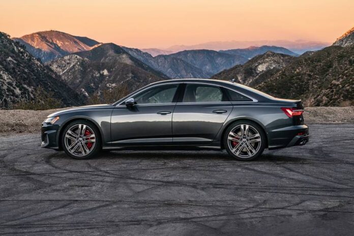 2021_audi_s6_sedan_prestige_s_oem_1_815x543.jpg