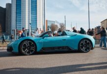 El nuevo Maserati Grecale Cristallo debuta en el recinto histórico de la marca