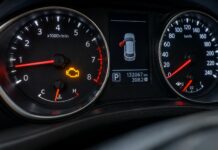 ¿Se encendió el Check Engine? Esto debes hacer antes de seguir manejando